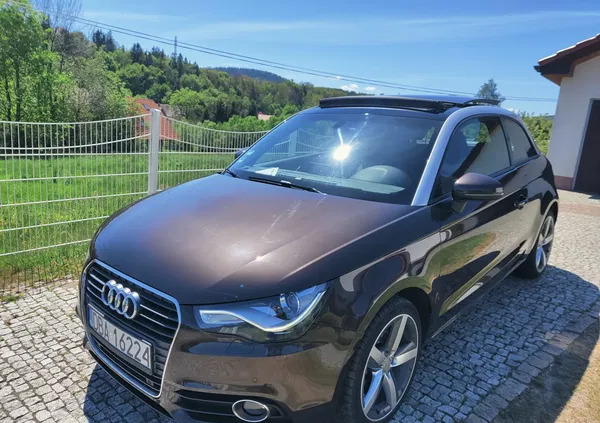 samochody osobowe Audi A1 cena 37900 przebieg: 126000, rok produkcji 2012 z Wałbrzych